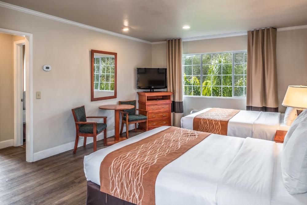 The Inn at 1252 Monterey